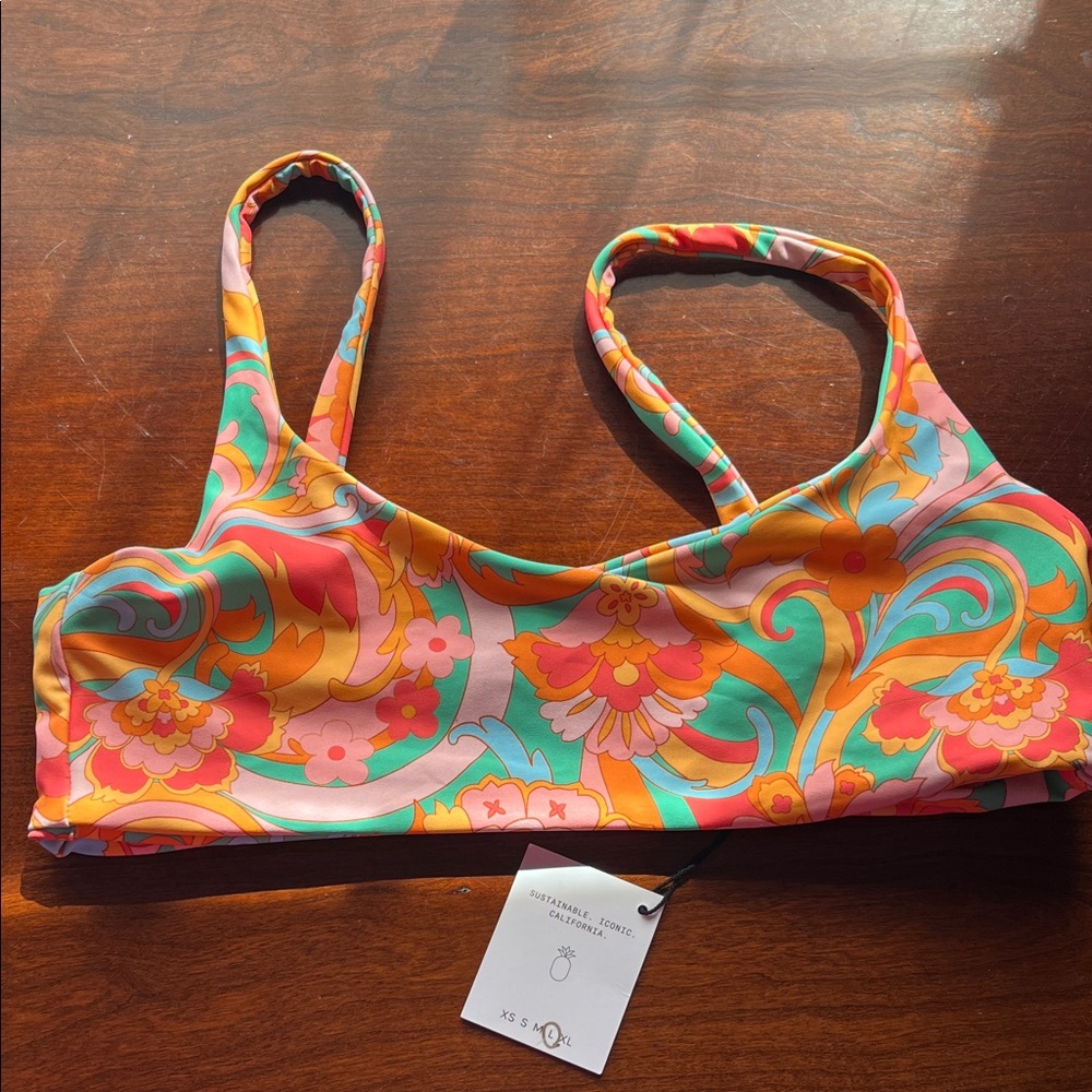 Skatie bikini top Mya in Nadi color